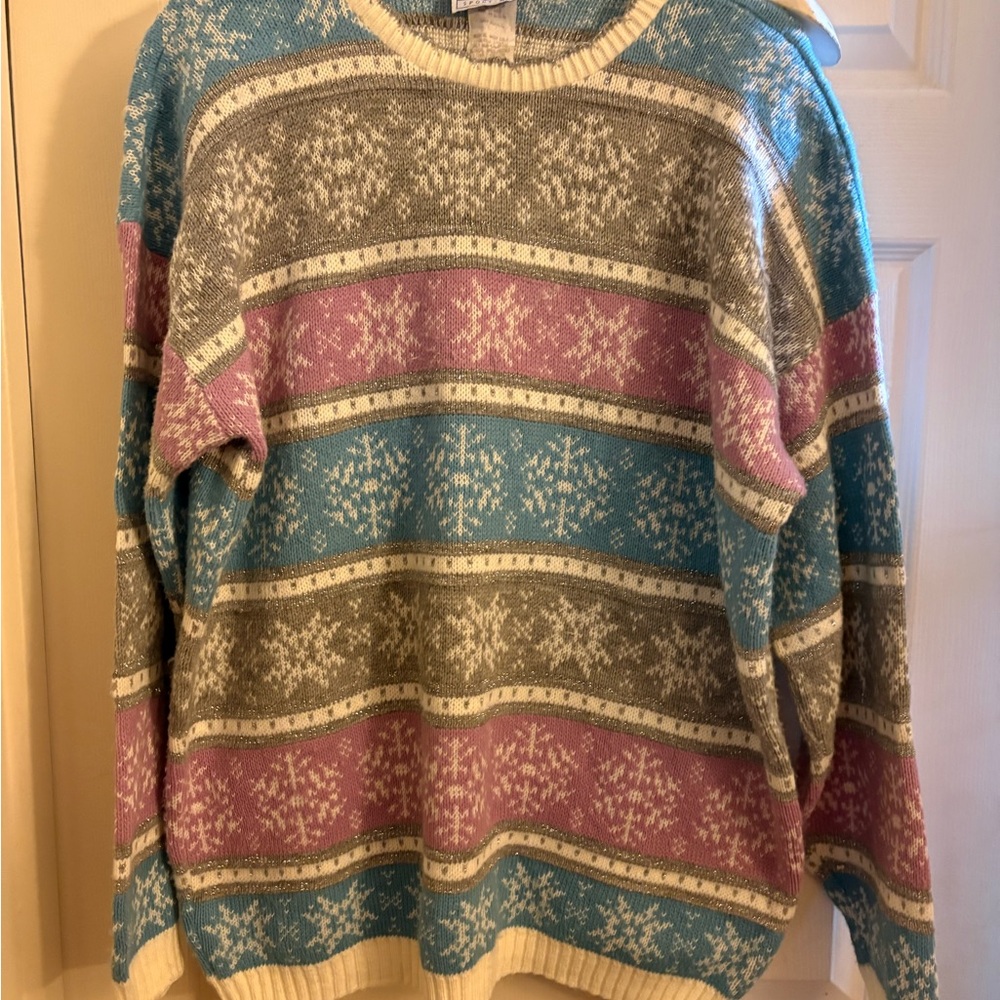 Vintage Snowflake Pattern Sweater
